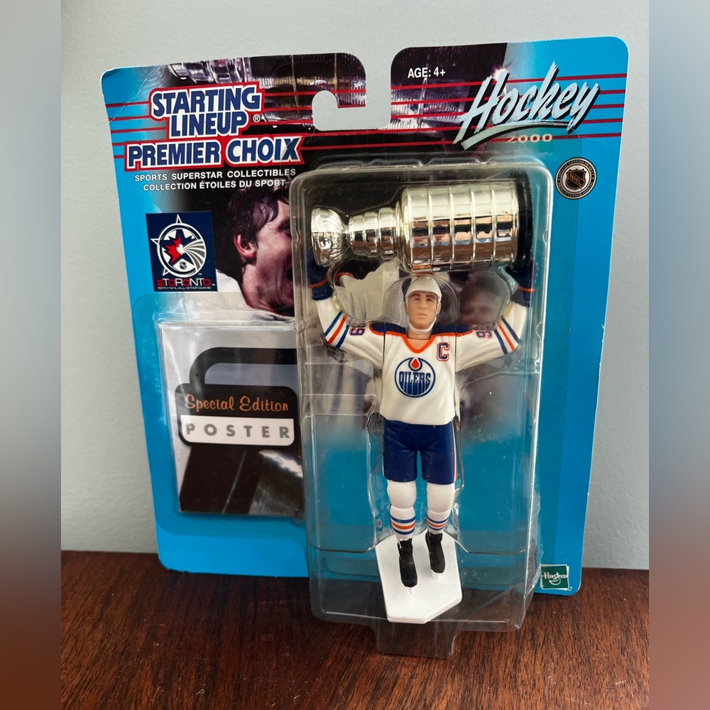 Hasbro Starting Lineup Hockey Action Figure - Wayne Gretzky 1999
